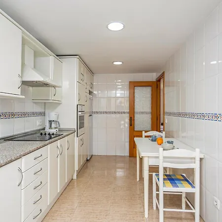 Dom wakacyjny 4 Bedroom Beautiful In Alcudia Port de Alcudia (Mallorca)