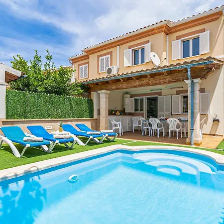Holiday home 4 Bedroom Beautiful In Alcudia Port de Alcudia (Mallorca)