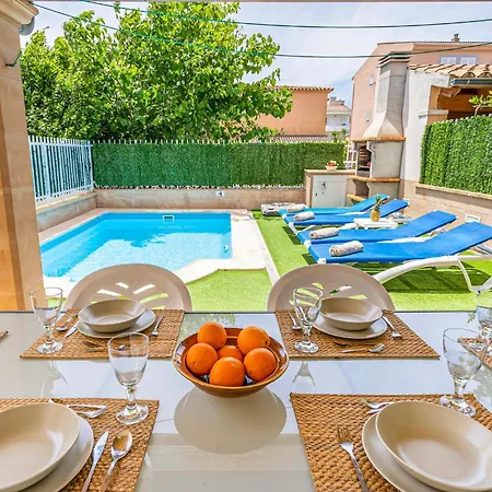 4 Bedroom Beautiful In Alcudia Holiday home